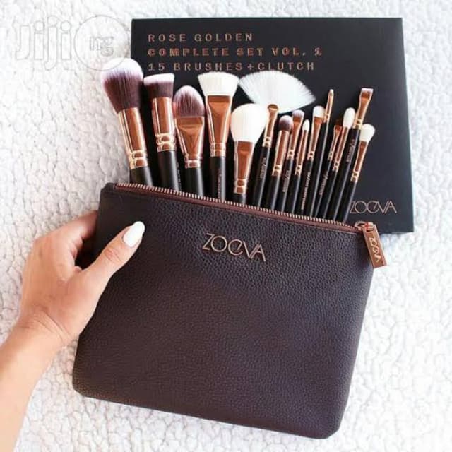 Makeup Brushes with pouch "zoeva 15 pices"